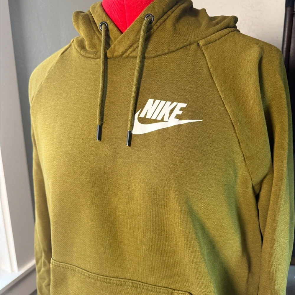 Nike Logo Olive Green Front Pocket Pullover Hoodie Sweatshirt Size M